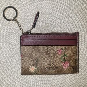 Coach Brown Floral Signature Zip Card Case with Burgundy Trim and Keyring EUC